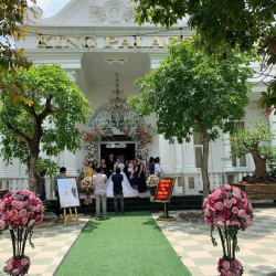 Tổ chức tiệc cưới